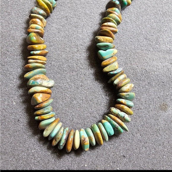 Sterling Silver Native American Disk Beaded Turquoise Necklace 24 Inches Long - Picture 2 of 9